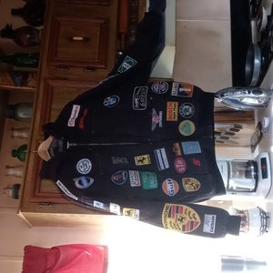 Men's size XXL snap-on tools winter coat with several expensive patches